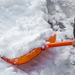 Snow removal services in Western Chicago suburbs